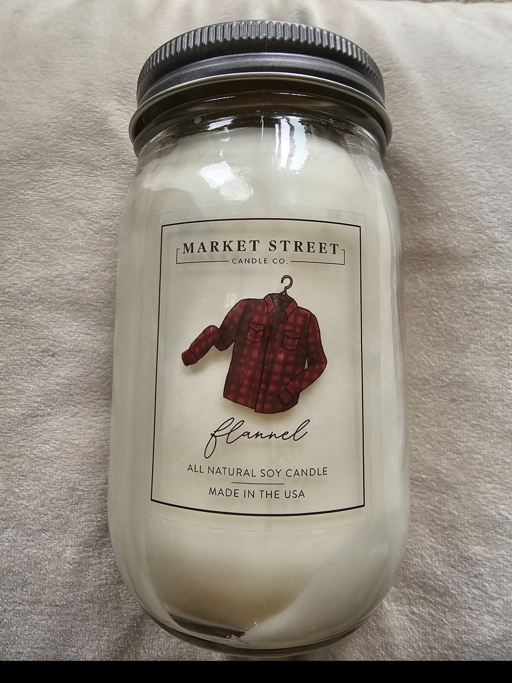 White Jar Candle - Clean Scented